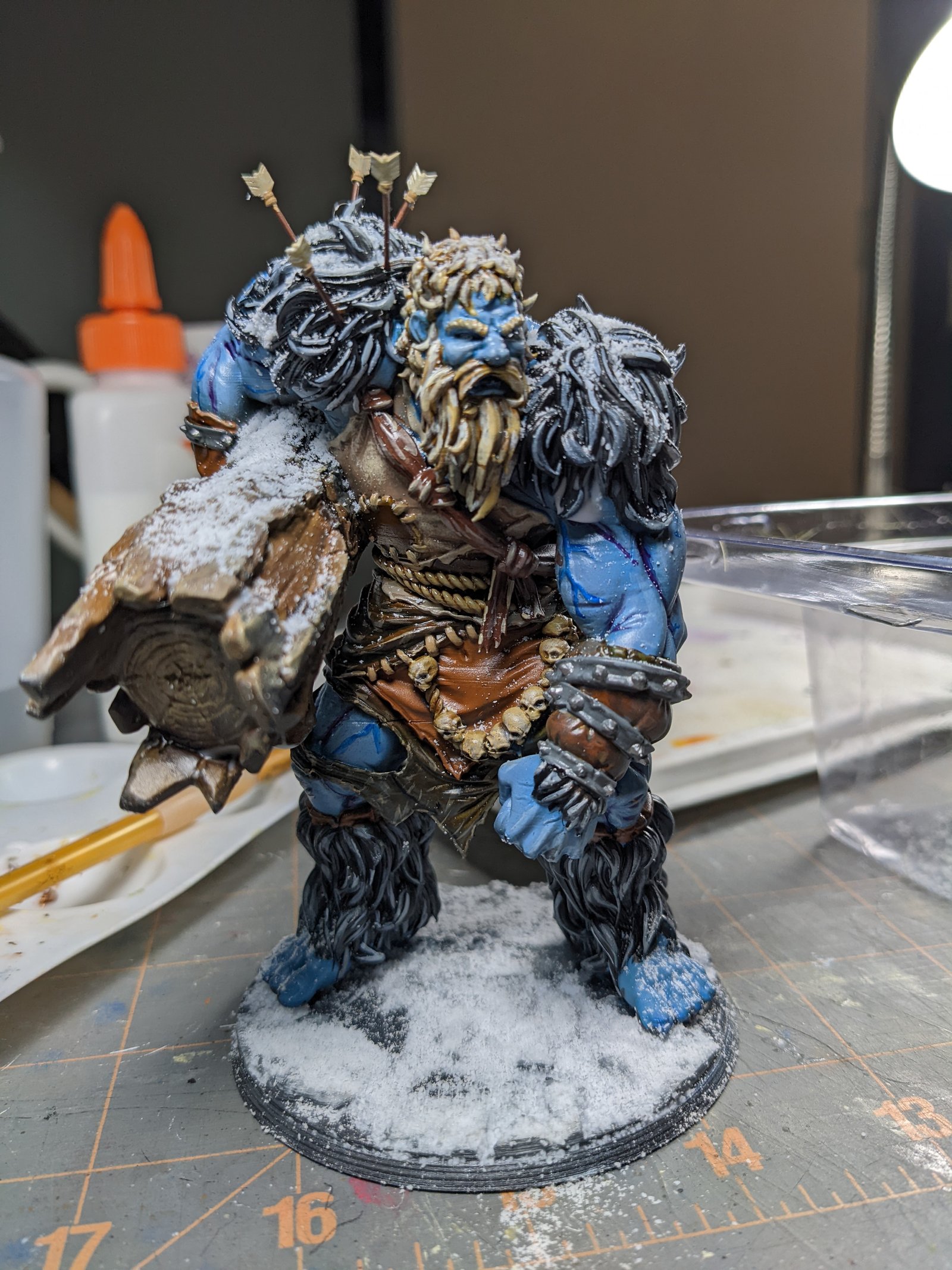 Added Snow effect on frost giant